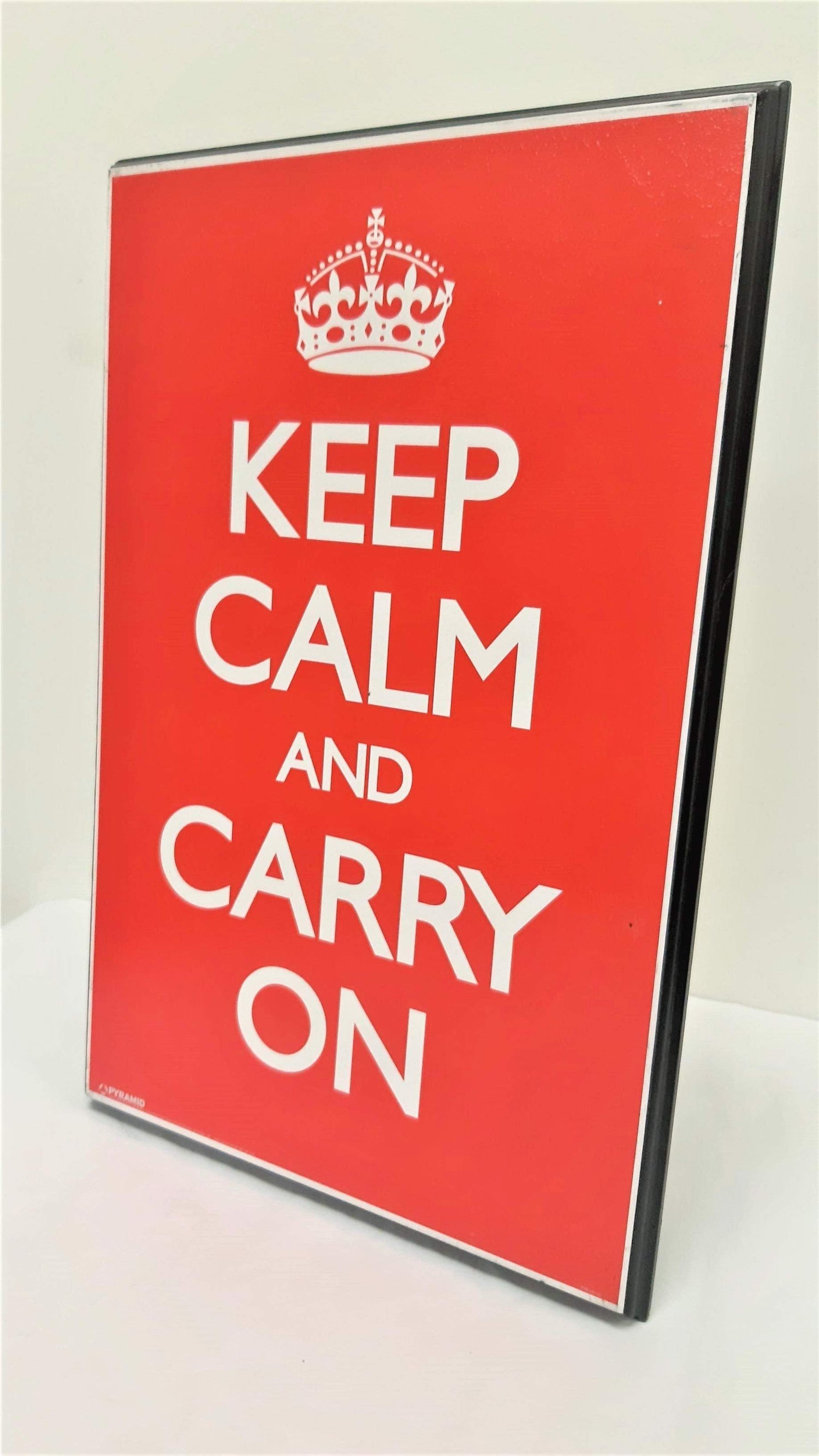 Keep Calm & Carry On - Red (Plaque 11x17)